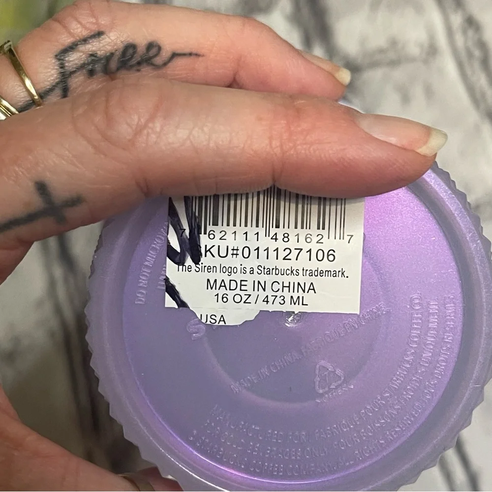 LIMITED EDITION Starbucks Winter Iced Lilac White 16oz Grande Cold Cup Tumbler - Picture 3 of 5